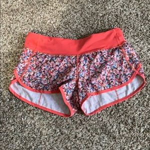 Coral floral lululemon speed shorts size 4